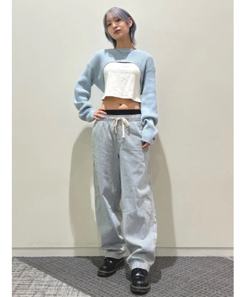GAP（ギャップ）の「ミッドライズ スーパーソフト ストライプ プルオン バレルデニム（デニムパンツ・レディース・ブルー・XS/XXS/L/M/S）」の11枚目の写真
