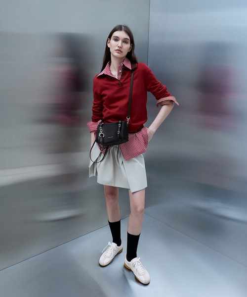 CHARLES & KEITH ミニレヴィーナイロンショルダーバッグ Levyミニレヴィーナイロンショルダーバッグ（ショルダーバッグ