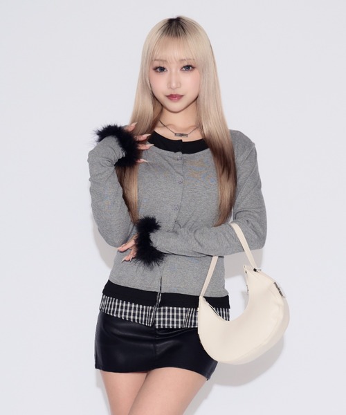 tinkerend(ティンカーエンド)の「Layered Fur Rib Cardigan / レイヤードファーリブカーディガン(カーディガン/ボレロ・レディース・ブラック/グレー・FREE)」の1枚目の写真