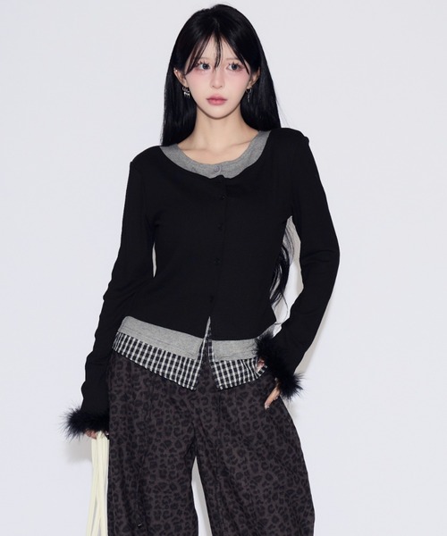 tinkerend(ティンカーエンド)の「Layered Fur Rib Cardigan / レイヤードファーリブカーディガン(カーディガン/ボレロ・レディース・ブラック/グレー・FREE)」の2枚目の写真