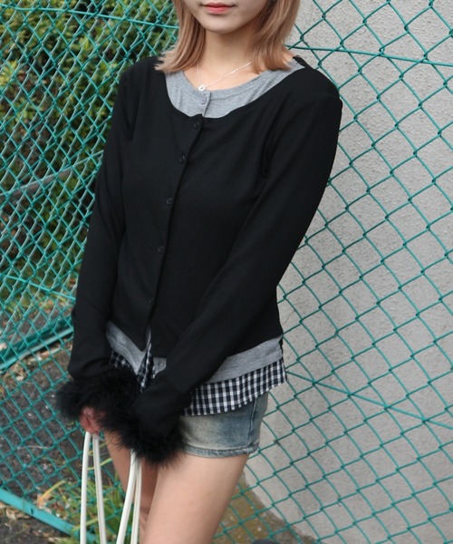 tinkerend(ティンカーエンド)の「Layered Fur Rib Cardigan / レイヤードファーリブカーディガン(カーディガン/ボレロ・レディース・ブラック/グレー・FREE)」の4枚目の写真