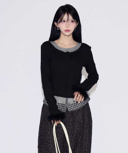 tinkerend(ティンカーエンド)の「Layered Fur Rib Cardigan / レイヤードファーリブカーディガン(カーディガン/ボレロ・レディース・ブラック/グレー・FREE)」の11枚目の写真