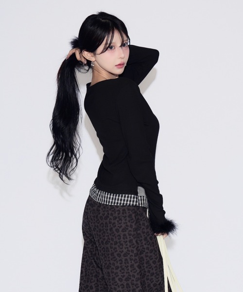 tinkerend(ティンカーエンド)の「Layered Fur Rib Cardigan / レイヤードファーリブカーディガン(カーディガン/ボレロ・レディース・ブラック/グレー・FREE)」の13枚目の写真