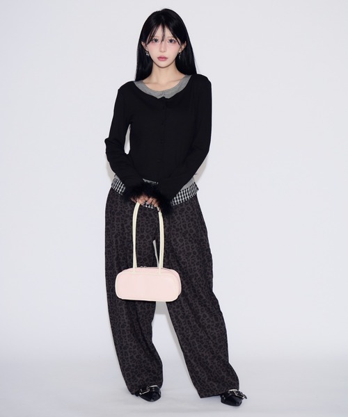 tinkerend(ティンカーエンド)の「Layered Fur Rib Cardigan / レイヤードファーリブカーディガン(カーディガン/ボレロ・レディース・ブラック/グレー・FREE)」の16枚目の写真