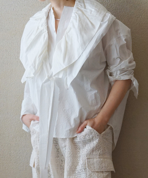 JOURNAL STANDARD LUXE（ジャーナルスタンダード　ラックス）の「Kalina's frill SH（シャツ/ブラウス・レディース・ネイビー/ホワイト・FREE）」の4枚目の写真