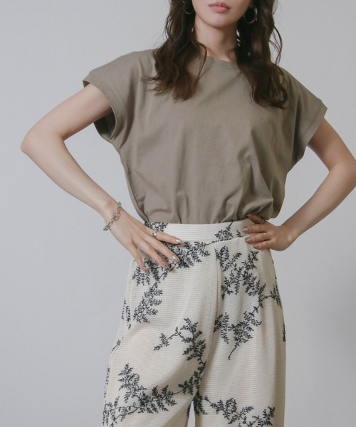 NYLAUS(ナイラス)の「【SG】フレンチスリーブTシャツ 半袖Tシャツ(Tシャツ/カットソー・レディース・ブラック/オフホワイト/ブルーパープル/ライトグレー/ベージュ/グレイッシュベージュ・M)」の22枚目の写真