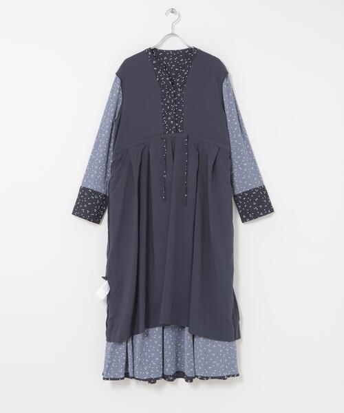 URBAN RESEARCH ROSSO WOMEN(アーバンリサーチ ロッソ)の「『WEB限定』ランダムドットボリュームワンピース(ワンピース・レディース・ネイビー/ブラック・FREE)」の13枚目の写真