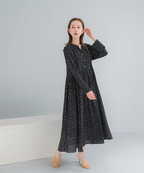 URBAN RESEARCH ROSSO WOMEN(アーバンリサーチ ロッソ)の「『WEB限定』ランダムドットボリュームワンピース(ワンピース・レディース・ネイビー/ブラック・FREE)」の19枚目の写真