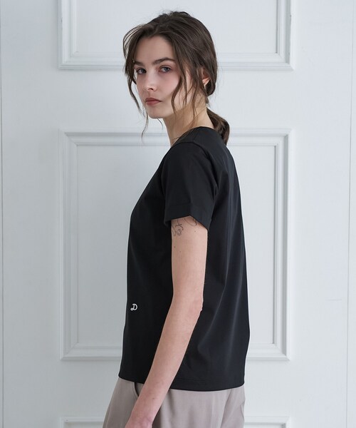 DRESSTERIOR(ドレステリア)の「【接触冷感/抗菌防臭/消臭】アイスクリアコットン ターンナップT(Tシャツ/カットソー・レディース・ホワイト/ライトイエロー系/ベージュ/ブラック・38/36/34)」の11枚目の写真