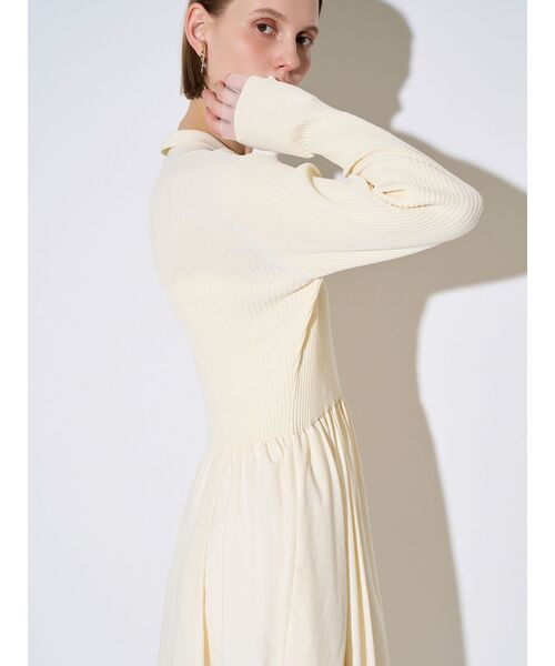 ELENDEEK（エレンディーク）の「リブドッキングフィット＆フレアワンピース（ワンピース・レディース・アイボリー/ブラック・02/01）」の4枚目の写真