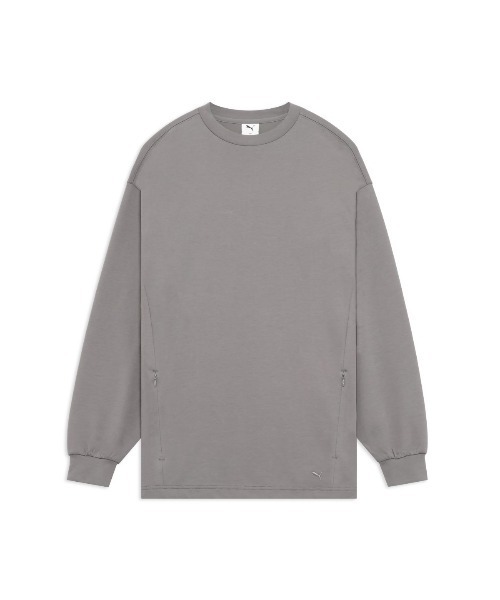 PUMA(プーマ)の「PUMA OVERSIZED LS TEE(プーマ オーバーサイズド ロングスリーブ ティー)(Tシャツ/カットソー・メンズ・グレー系/ブラック系/ベージュ系・SMALL/X-SMALL/LARGE/MEDIUM)」の2枚目の写真