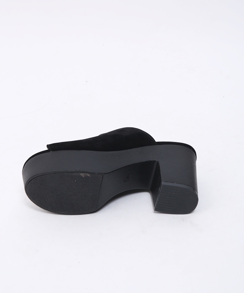 Chico（チコ）の「【who's who Chico】スエードサボサンダル（サンダル・レディース・ブラック/ベージュ/ライトベージュ・L/M/S）」の7枚目の写真