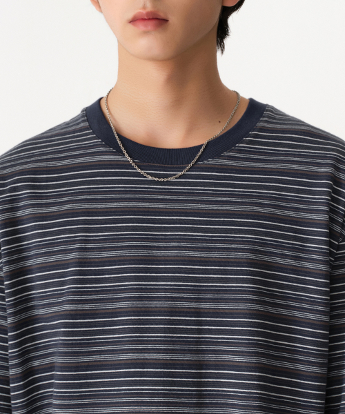 MUSINSA STANDARD（ムシンサスタンダード）の「マルチストライプリラックスドTシャツ4 [ネイビー]（Tシャツ/カットソー・メンズ・その他・XX-LARGE/X-LARGE/LARGE/MEDIUM/SMALL/XXX-LARGE）」の4枚目の写真