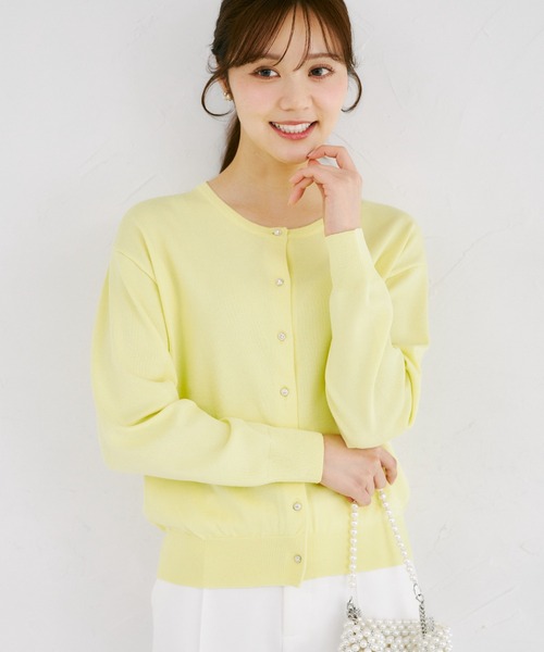 tocco closet（トッコ　クローゼット）の「【ZOZO限定】ビジュー釦カーディガン（カーディガン/ボレロ・レディース・ブラック/オフホワイト/イエロー/ラベンダー・M）」の4枚目の写真