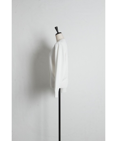 tocco closet（トッコ　クローゼット）の「【ZOZO限定】ビジュー釦カーディガン（カーディガン/ボレロ・レディース・ブラック/オフホワイト/イエロー/ラベンダー・M）」の9枚目の写真