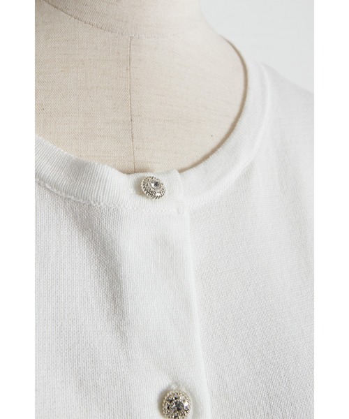 tocco closet（トッコ　クローゼット）の「【ZOZO限定】ビジュー釦カーディガン（カーディガン/ボレロ・レディース・ブラック/オフホワイト/イエロー/ラベンダー・M）」の12枚目の写真