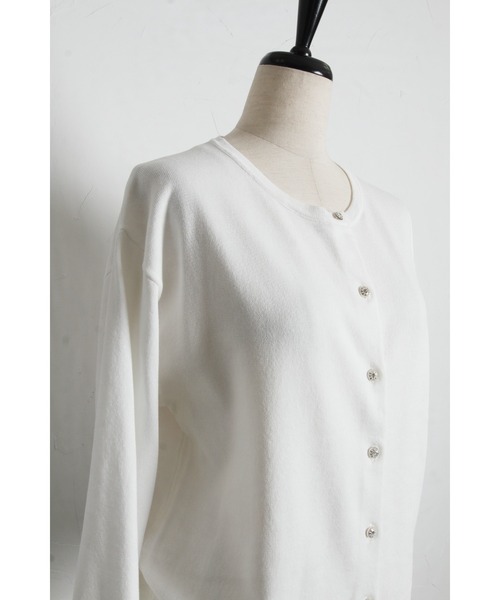 tocco closet（トッコ　クローゼット）の「【ZOZO限定】ビジュー釦カーディガン（カーディガン/ボレロ・レディース・ブラック/オフホワイト/イエロー/ラベンダー・M）」の13枚目の写真