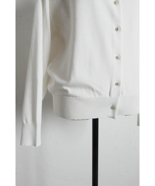 tocco closet（トッコ　クローゼット）の「【ZOZO限定】ビジュー釦カーディガン（カーディガン/ボレロ・レディース・ブラック/オフホワイト/イエロー/ラベンダー・M）」の14枚目の写真