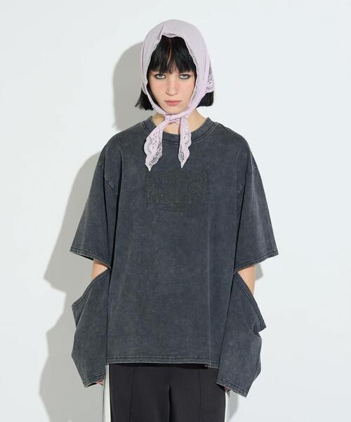 anna sui nyc(アナ スイ エヌ ワイ シー)の「anna sui nyc/アナ スイ エヌワイシー/スリーブスラッシュロングTシャツ(Tシャツ/カットソー・レディース・パープル/ブラック・F)」の1枚目の写真