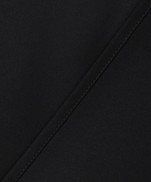 uncrave（アンクレイヴ）の「ライトダブルサテン タックブラウス（シャツ/ブラウス・レディース・ブラック系/ベージュ系/ライトグレー系・F）」の4枚目の写真