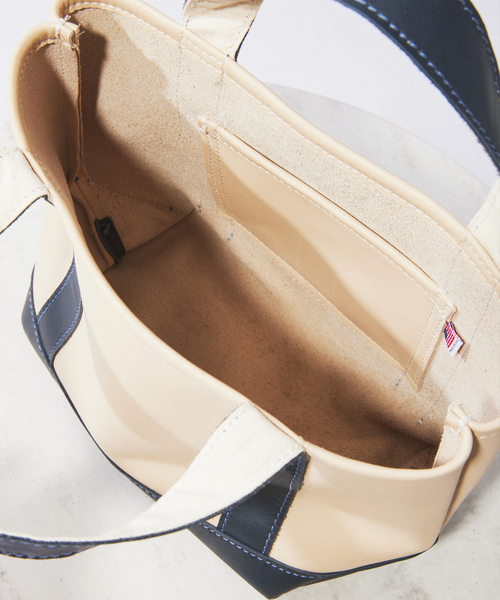 HERITAGE LEATHER(ヘリテージレザー)の「HERITAGE LEATHER / ヘリテージレザー 別注 オール レザー トート S(トートバッグ・メンズ・ネイビー・FREE)」の4枚目の写真