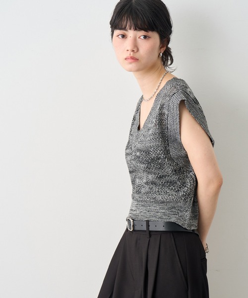 NOGLE(ノグル)の「【NOGLE/ノグル】VネックMIXサマーニットノースリーブトップス(ニット/セーター・レディース・ネイビー/ブラウン/アイボリー/ブラック・FREE)」の18枚目の写真