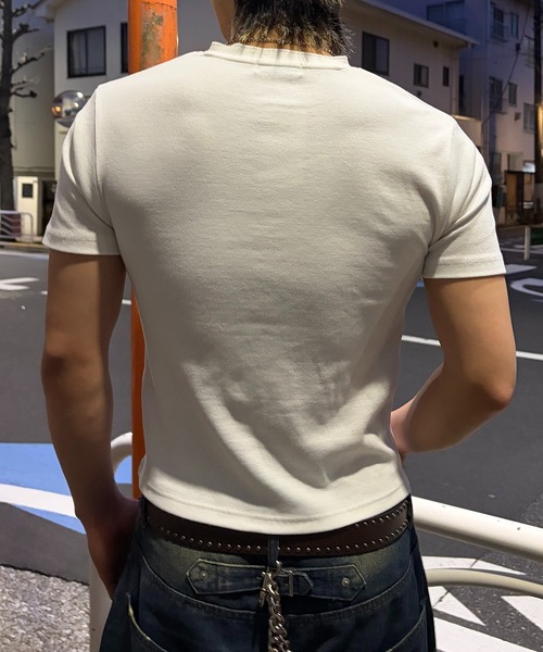 lilful(リルフル)の「【26年春夏新作】スパンリブ ベーシックヘンリーネック半袖Tシャツ(Tシャツ/カットソー・メンズ・カーキ/ブラック/ホワイト・L/M)」の8枚目の写真