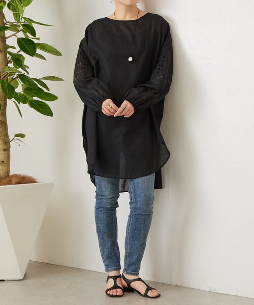 BEARDSLEY（ビアズリー）の「カットワークチュニック（シャツ/ブラウス・レディース・ブラック/ブラウン・FREE）」の6枚目の写真