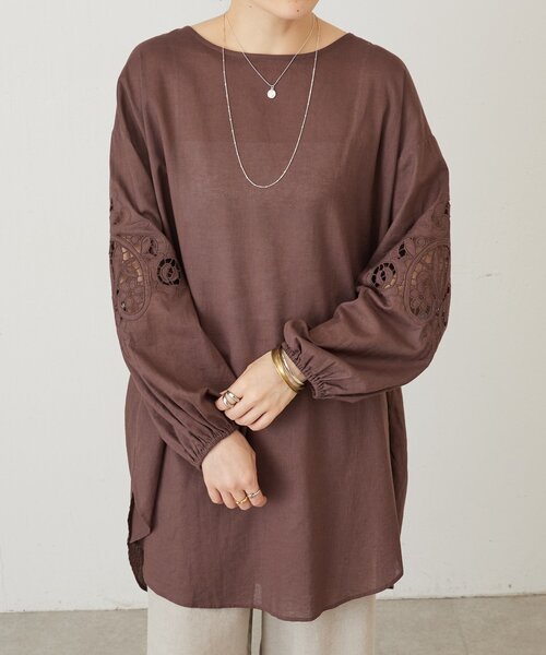 BEARDSLEY 新品　ウールパイルリバーシブルチュニック セール】カットワークチュニック（シャツ/ブラウス）｜BEARDSLEY