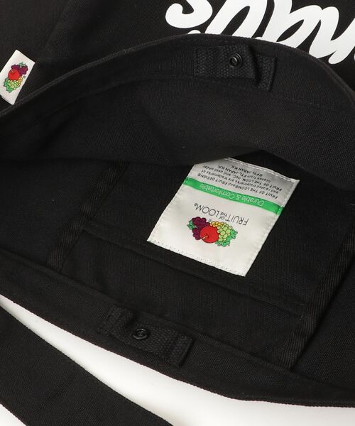 FRUIT OF THE LOOM(フルーツオブザルーム)の「【FRUIT OF THE LOOM/フルーツオブザルーム】FTL Wendyʼ s NEWSPAPER BAG(ショルダーバッグ・レディース・ブラック・FREE)」の4枚目の写真
