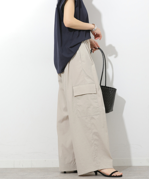 JOURNAL STANDARD relume（ジャーナルスタンダード　レリューム）の「ナイロンカーゴパンツ（カーゴパンツ・レディース・ベージュ/ライトグレー/ブラウン・36/38）」の9枚目の写真