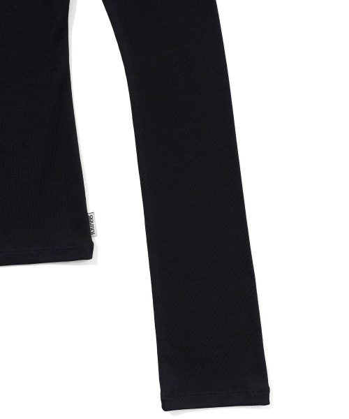YOUHEE(ユヒ)の「TYPOGRAPHY LONG SLEEVE_BLACK(Tシャツ/カットソー・レディース・その他・SMALL/MEDIUM)」の3枚目の写真