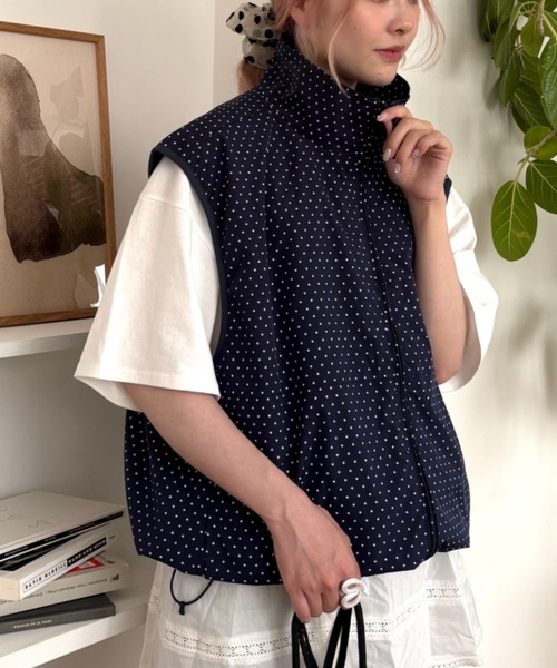 CIAOPANIC TYPY（チャオパニックティピー）の「【WEB限定】【ユニセックス】撥水ドロストナイロンベスト（ベスト・メンズ・チャコールグレー/ブラック/ネイビー/ブラック系その他・MEDIUM/X-LARGE/LARGE）」の6枚目の写真