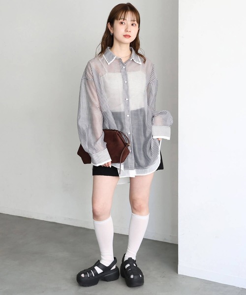 tiptop(ティップトップ)の「シアーレイヤードシャツ(シャツ/ブラウス・レディース・ホワイト系その他2/ブルー系その他2/ホワイト系その他/ブルー系その他・LONG/SHORT)」の16枚目の写真