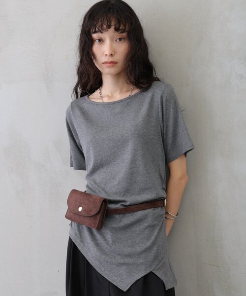 COLONY 2139（コロニートゥーワンスリーナイン）の「サイドギャザーコンパクトTシャツ（Tシャツ/カットソー・レディース・グレー/ホワイト/ブラック・FREE）」の3枚目の写真