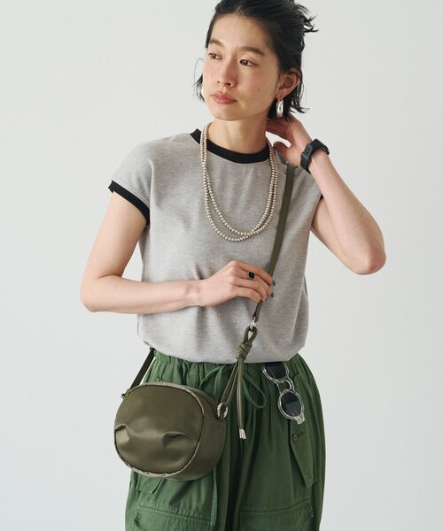 russet(ラシット)の「【撥水】クラウズナイロンサークルミニショルダーバッグ(ショルダーバッグ・レディース・ピンクベージュ/カーキ/ブラック・FREE)」の16枚目の写真