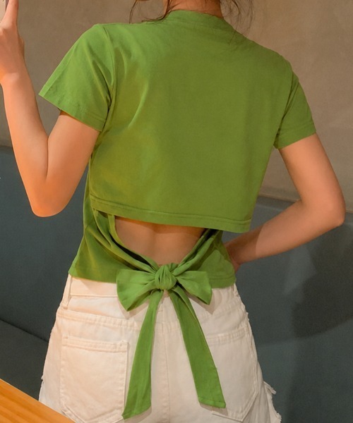 mielu(ミエル)の「バックリボンコンパクトTシャツ(Tシャツ/カットソー・レディース・パープル/グリーン/ブラック/イエロー/ホワイト・LARGE/MEDIUM)」の4枚目の写真