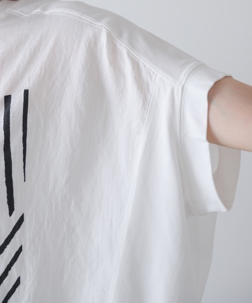 Bou Jeloud（ブージュルード）の「モノトーンゼブララインＴシャツ（Tシャツ/カットソー・レディース・カーキ/ブラック/ホワイト・FREE）」の14枚目の写真