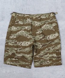 B.D.Uショートパンツ