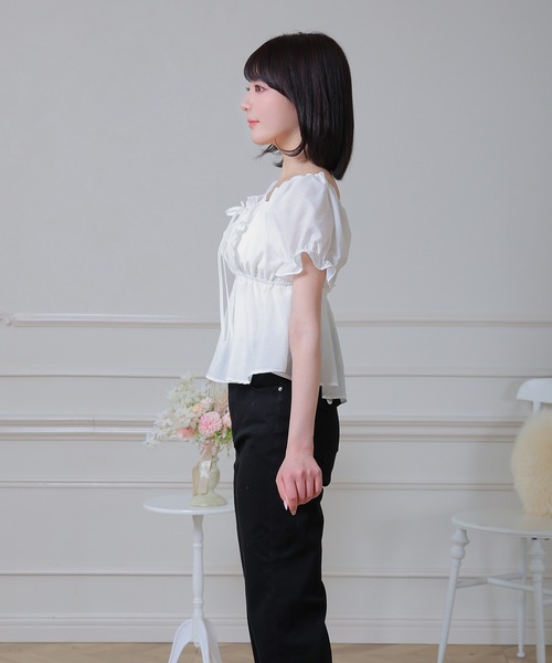 Anely(アネリー)の「Anely スクエアネック リボン ペプラム パフスリーブ ブラウス(シャツ/ブラウス・レディース・ピンク/ブラック/ホワイト・FREE)」の12枚目の写真
