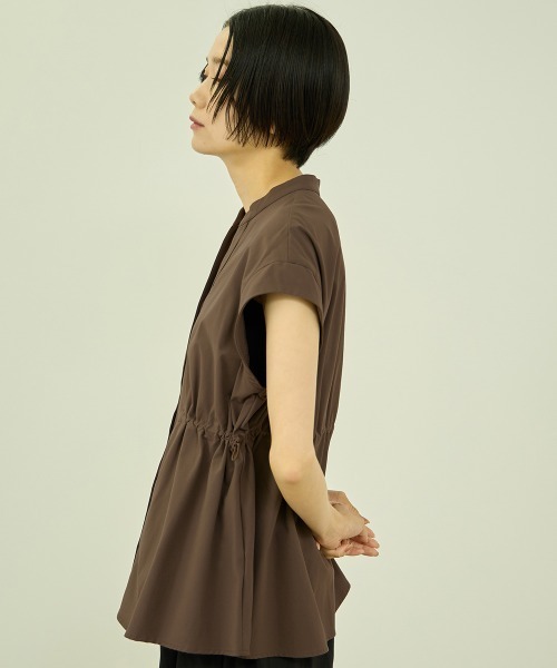 VICKY(ビッキー)の「UVカット接触冷感 4WAYフレンチスリーブ(シャツ/ブラウス・レディース・ブルー/オフホワイト/ブラック/ブラウン・M)」の20枚目の写真
