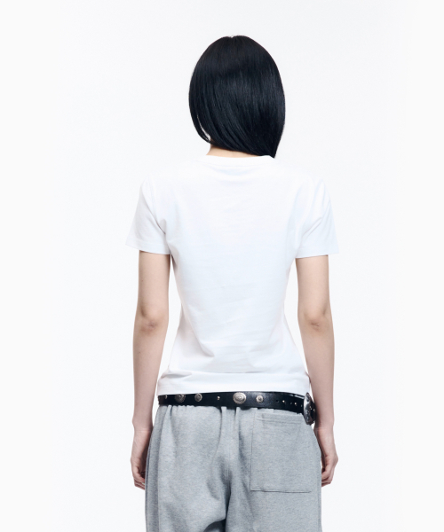 AAKAM（アーカム）の「Dino Patch Half Top (White)（Tシャツ/カットソー・レディース・その他・1/2/3）」の6枚目の写真