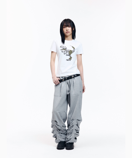 AAKAM（アーカム）の「Dino Patch Half Top (White)（Tシャツ/カットソー・レディース・その他・1/2/3）」の9枚目の写真