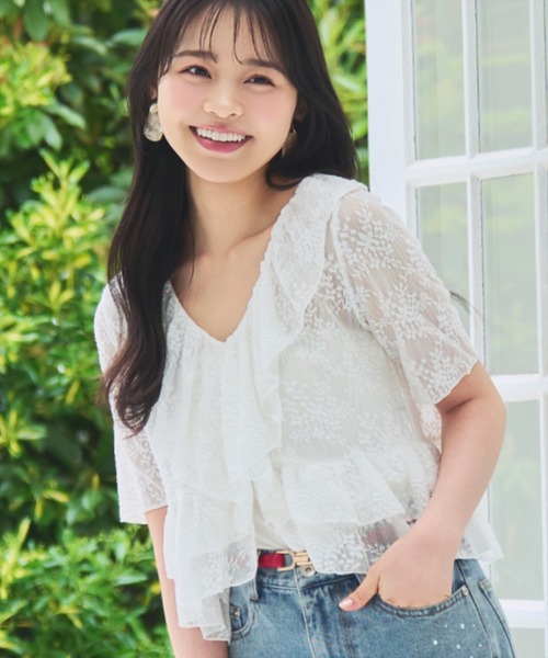 WILLSELECTION（ウィルセレクション）の「レースラッフルフリルトップス（Tシャツ/カットソー・レディース・ブラック/ライトベージュ/オフホワイト・FREE）」の2枚目の写真