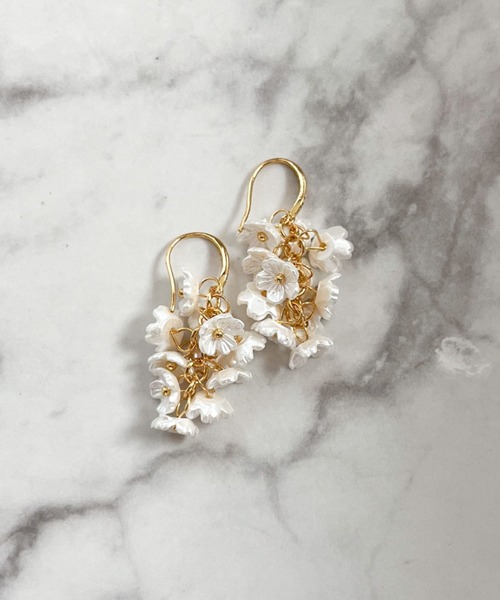 YU-KA:フラワーブーケピアス Flower bouquet earrings（ピアス（両耳用