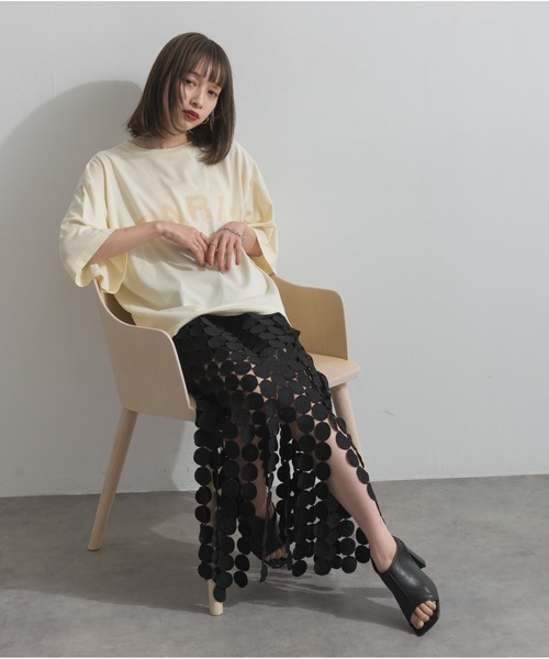 OandI（オーアンドアイ）の「ピグメントロゴプリントＴシャツ（Tシャツ/カットソー・レディース・ブラウン/チャコール/アイボリー・M）」の9枚目の写真