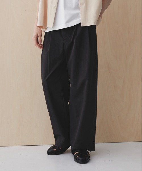PUBLIC TOKYO（パブリックトウキョウ）の「アポロックコンフォートワイドパンツ /ストレッチ/ナイロン/接触冷感/UVカット/吸水速乾/防シワ/夏服（その他パンツ・メンズ・ダークブラウン/ダークネイビー/ブラック・1/2）」の5枚目の写真