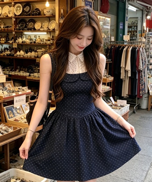 leune(ルネ)の「レースカラードッキングドット柄ワンピース(ワンピース・レディース・ネイビー・SMALL/MEDIUM/LARGE)」の1枚目の写真