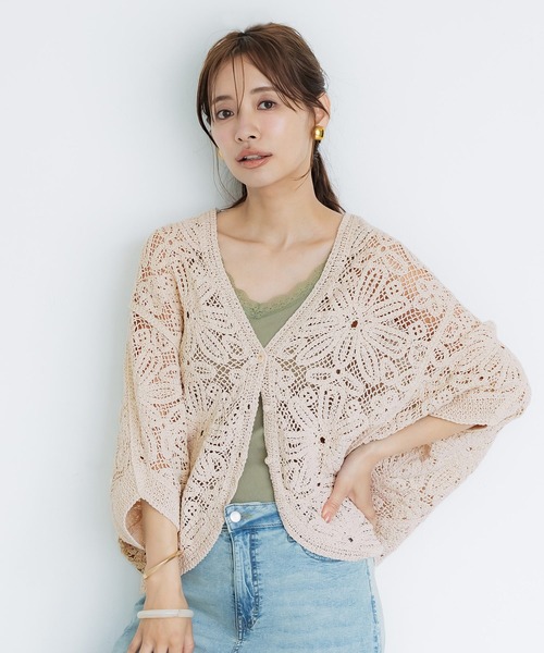 coca(coca)(コカ)の「カギ編みドルマンカーディガン(カーディガン/ボレロ・レディース・アイボリー/ブラック・ONE SIZE)」の3枚目の写真