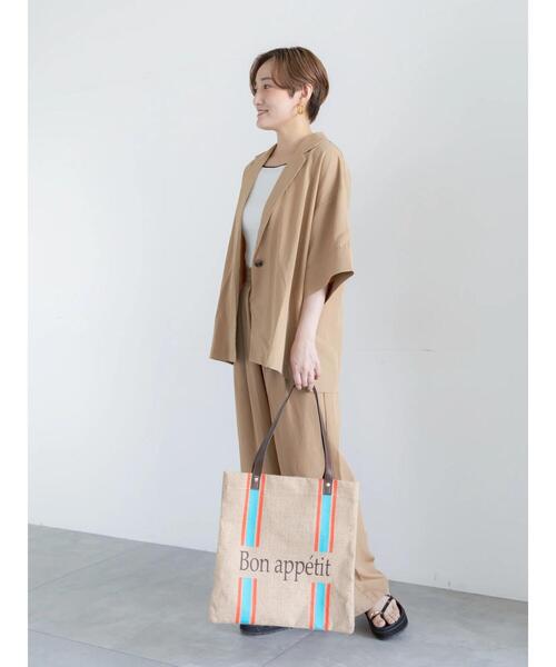 Te chichi(テチチ)の「【接触冷感】レーヨンリネンジャケット(セットアップ可)(ノーカラージャケット・レディース・ベージュ/チャコールグレー/カーキ・F)」の11枚目の写真